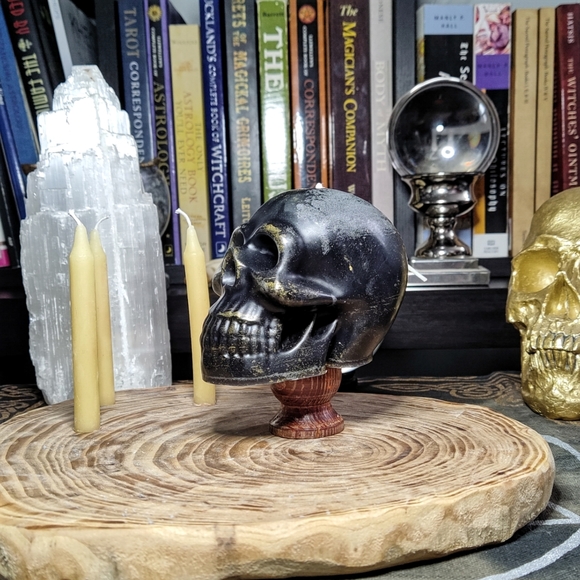 Handmade Skull Candle in Black With Gold Throughout. - Picture 2 of 4